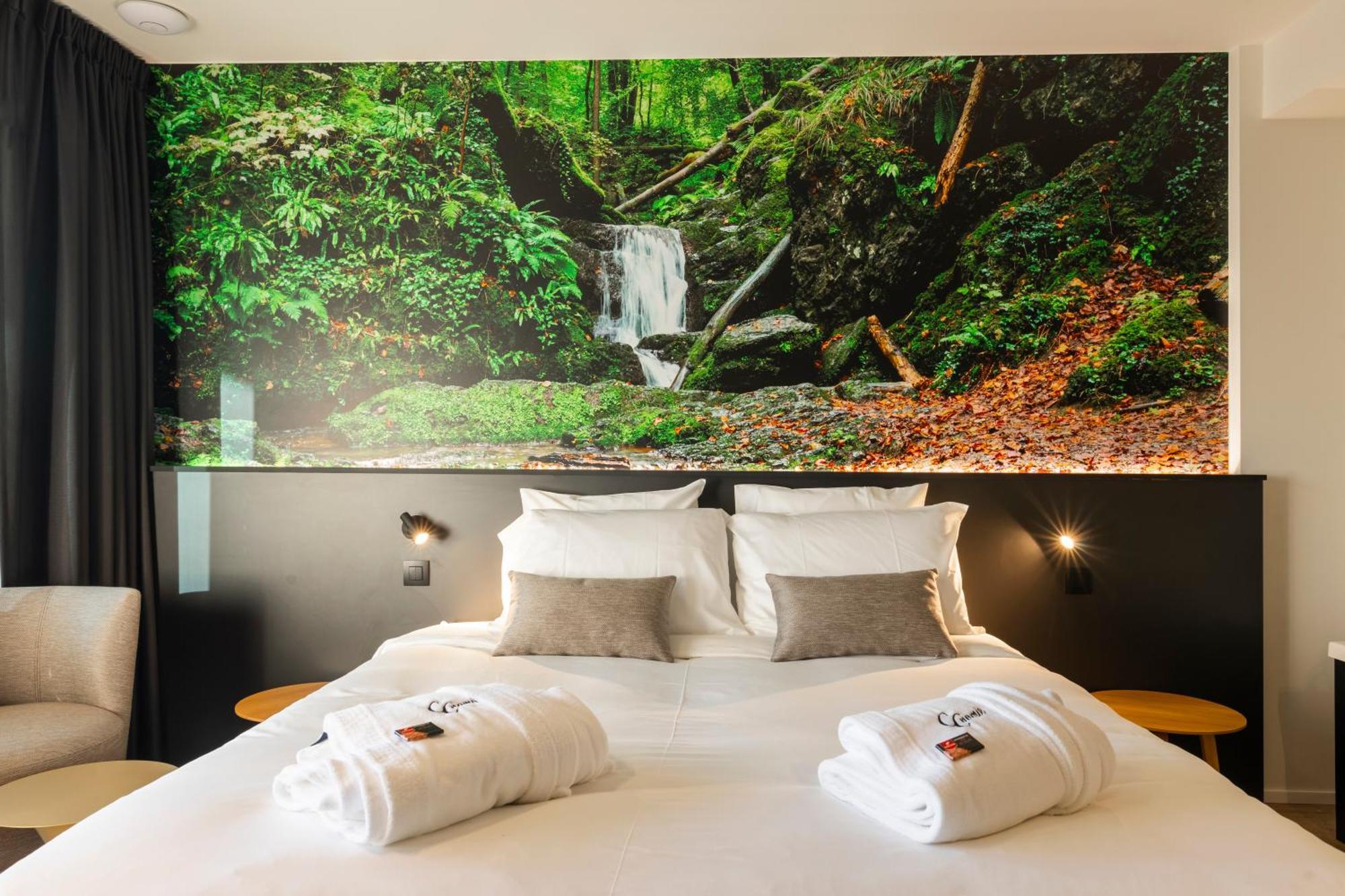 Cc Nomie Hotel Restaurant Динан Экстерьер фото